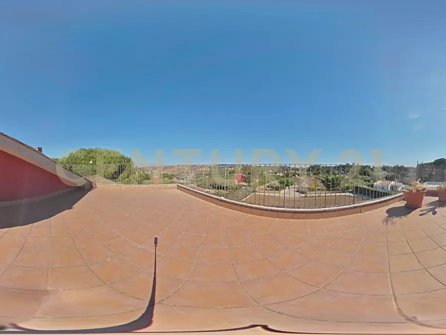 Immagine 179 di Villa in vendita  in Via Ottavia Penna 50 a Caltagirone
