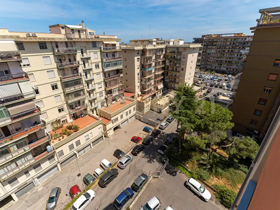 Immagine 37 di Quadrilocale in vendita  in Via Modena 20 a Catania