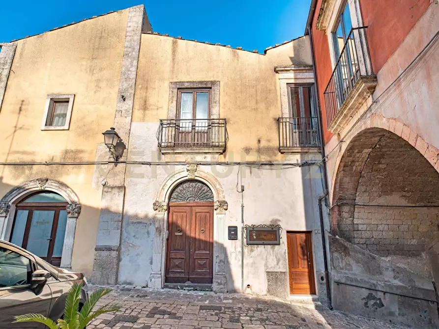 Immagine 37 di Palazzo in vendita  in Via Orologio 3-6 a Palazzolo Acreide