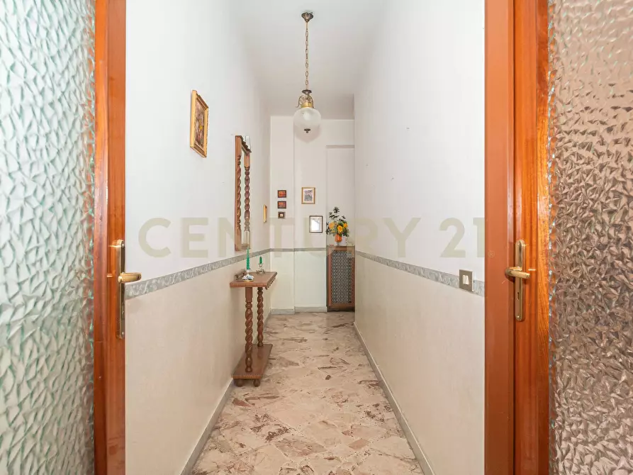 Immagine 9 di Pentalocale in vendita  in Via Catania 42 a Enna