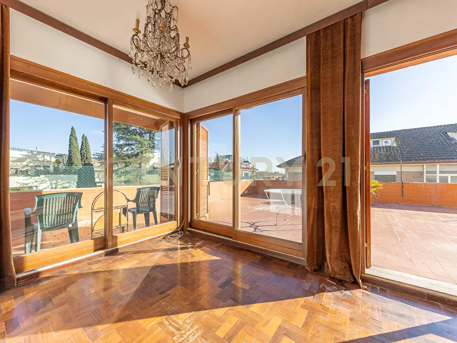 Immagine 8 di Attico in vendita  in Via Francesco Borgatti 18 a Roma