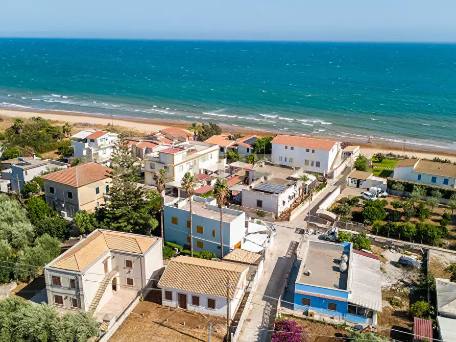 Immagine 10 di Villa in vendita  in SP67 51 a Pozzallo