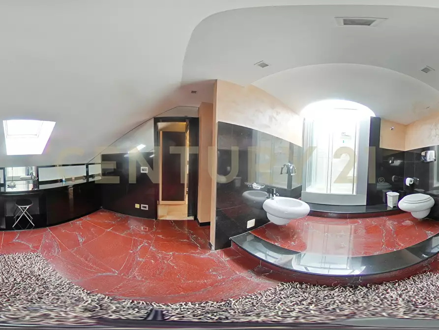 Immagine 110 di Villa in vendita  in Via G. Pezzana 11 a Aci Castello