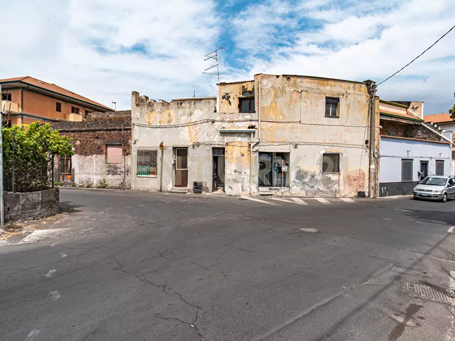 Immagine 1 di Quadrilocale in vendita  in Via Gravina 42 a Tremestieri Etneo