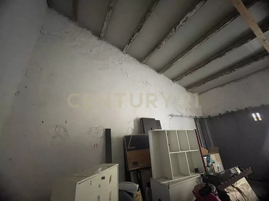 Immagine 25 di Garage in vendita  in Via Municipio 128 a Pachino