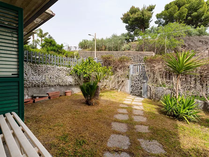 Immagine 8 di Villa in vendita  in Via Santa Rosa da Lima 17 a Catania
