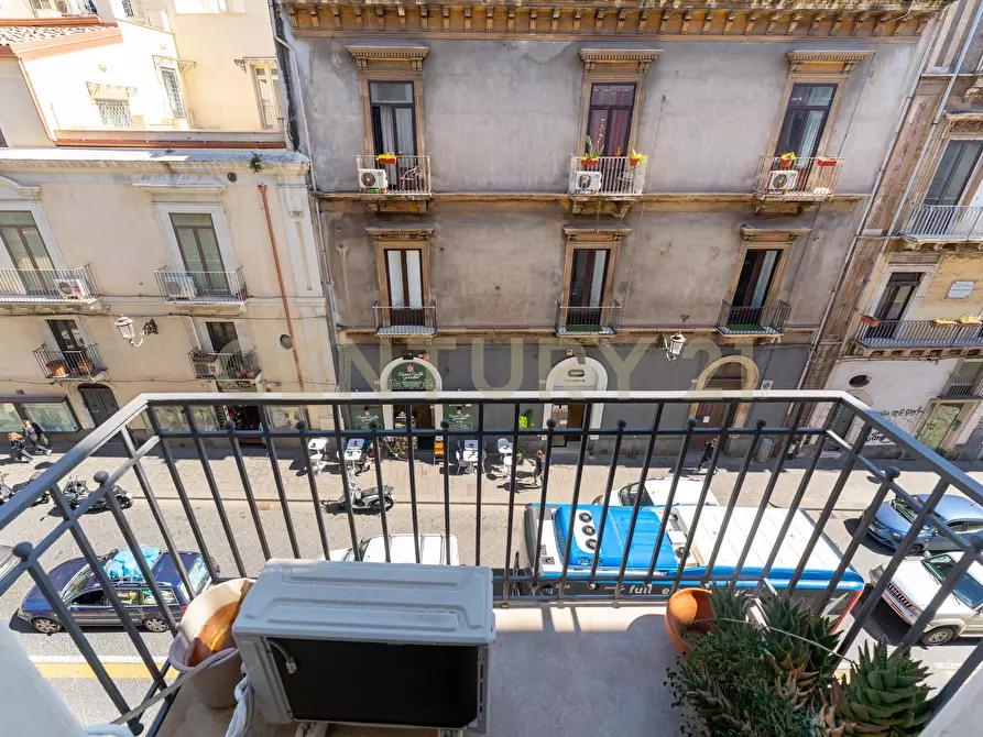 Immagine 17 di Bilocale in affitto  in Via Etnea 299 a Catania