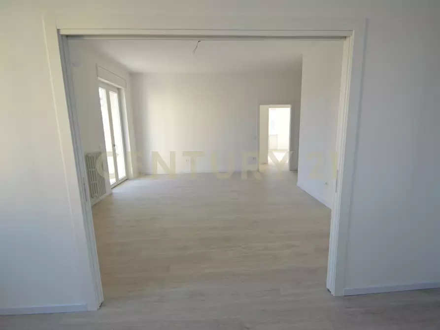 Immagine 7 di Pentalocale in vendita  in Viale Giulio Cesare 3 a Grosseto