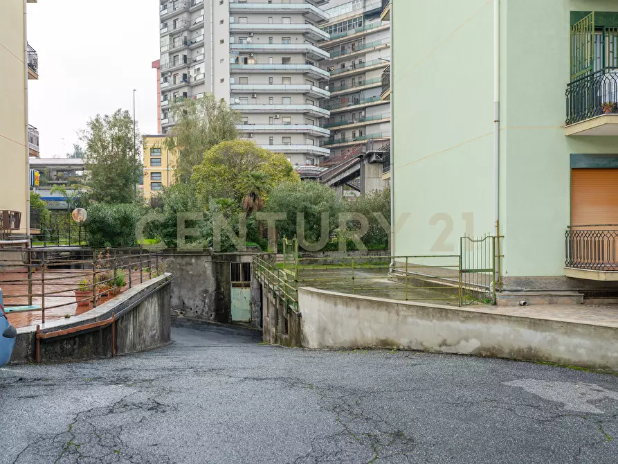 Immagine 5 di Magazzino in vendita  in Via del Bosco 407 a Catania
