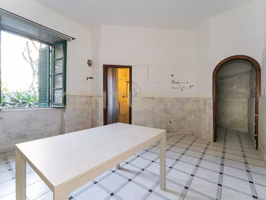 Immagine 10 di Bilocale in vendita  in VIALE MARIO RAPISARDI 158 a Catania