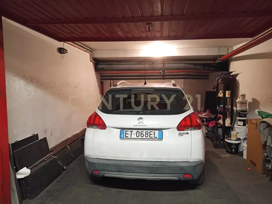 Immagine 25 di Garage in vendita  in Via Antonino di Sangiuliano 4 a Sant'agata Li Battiati
