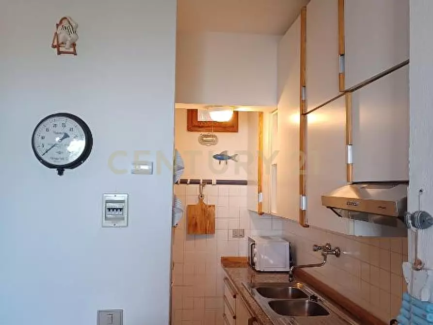 Immagine 6 di Quadrilocale in vendita  in Via dell'Arenella a Isola Del Giglio