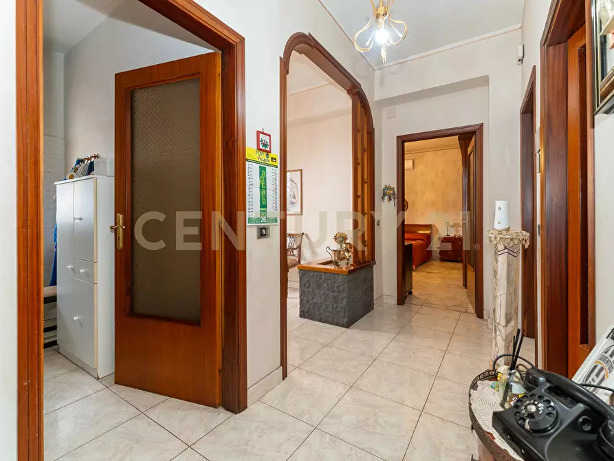 Immagine 17 di Pentalocale in vendita  in Via Goffredo Mameli 4 a Belpasso