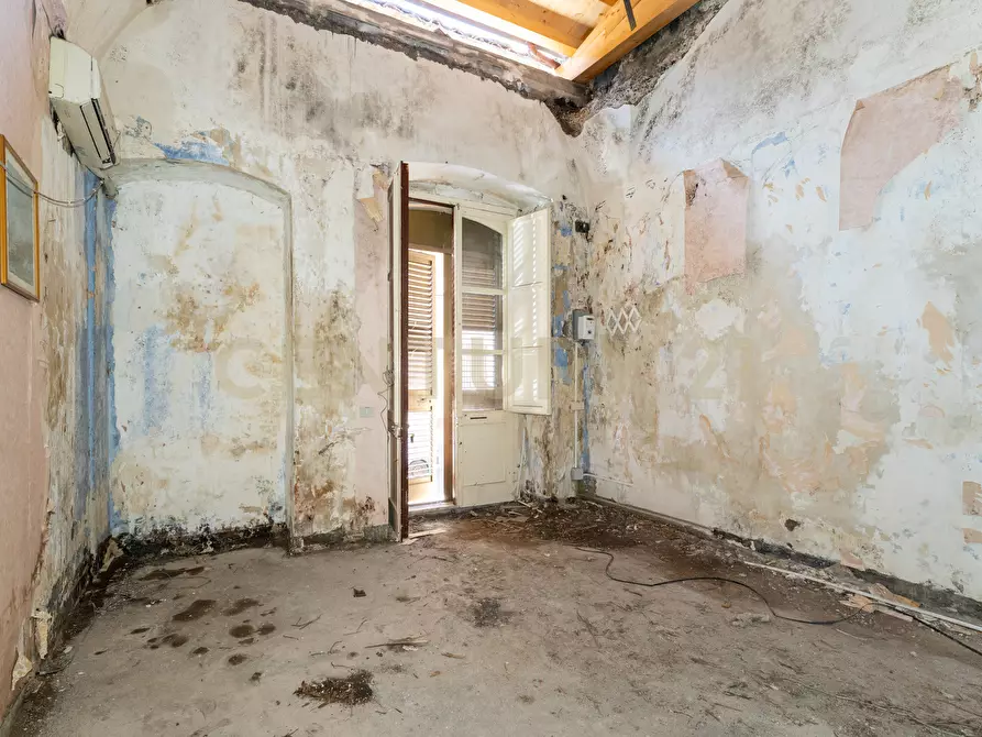 Immagine 13 di Casa indipendente in vendita  in Via Macaluso 9 a Catania