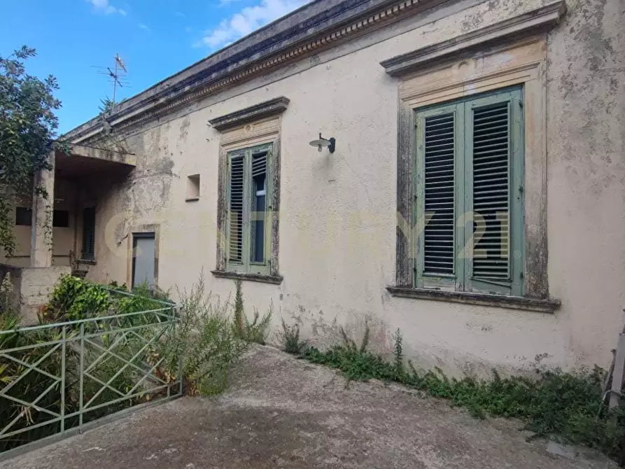 Immagine 4 di Palazzo in vendita  in Viale Regina Margherita 27 a Messina