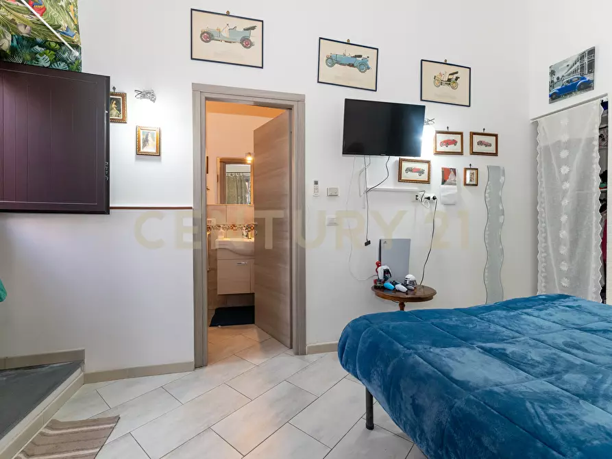 Immagine 4 di Bilocale in vendita  in via adelia 98 a Catania