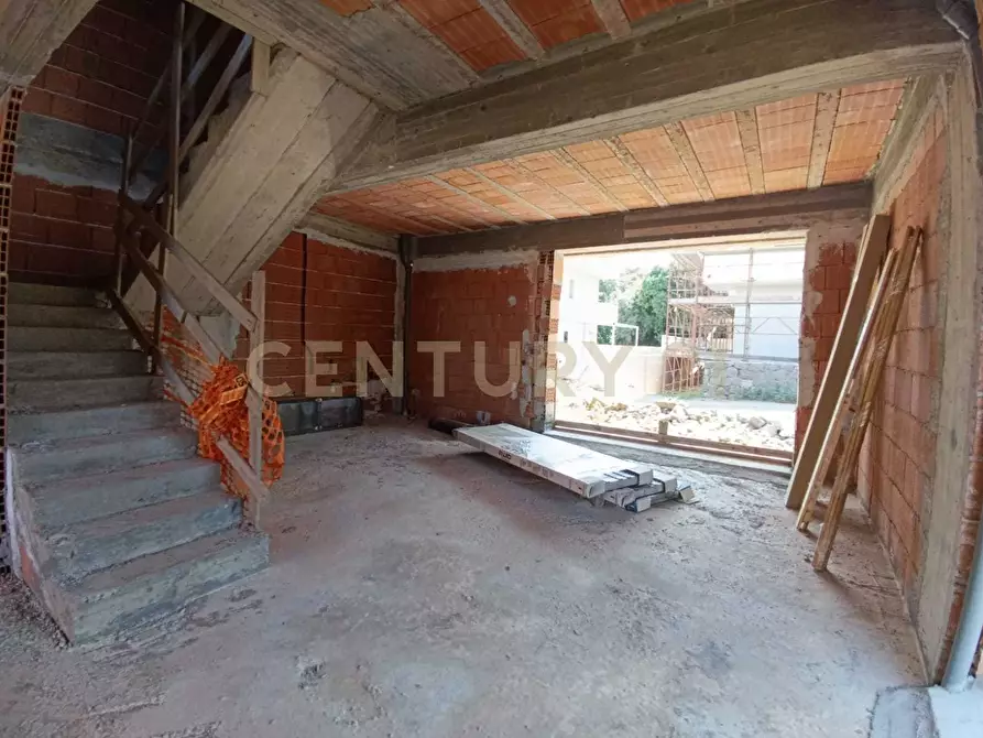 Immagine 38 di Casa bifamiliare in vendita  in VIA LEONCAVALLO 7 a Aci Sant'antonio