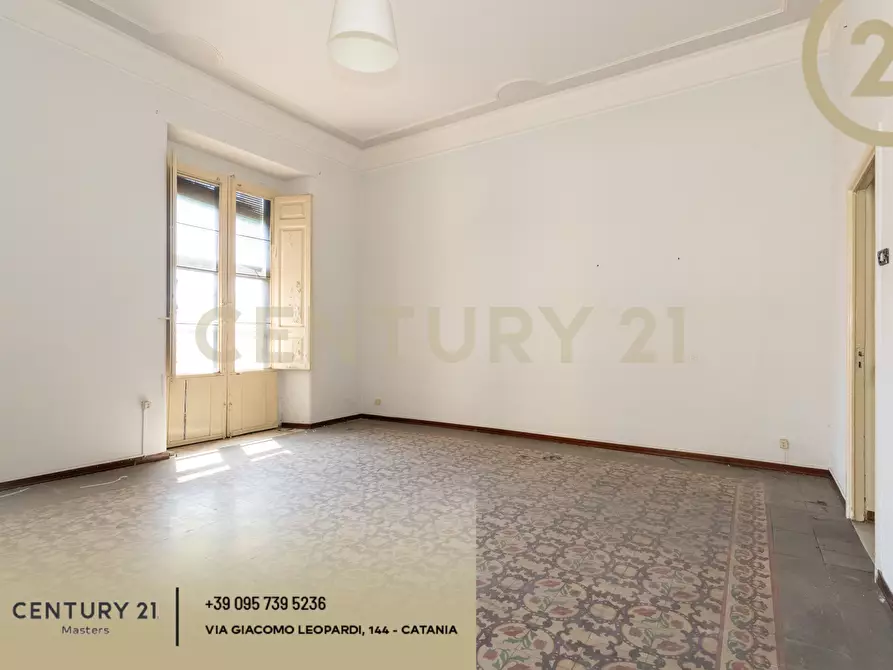 Immagine 33 di Bilocale in vendita  in Via F. Bianco 2 a Catania