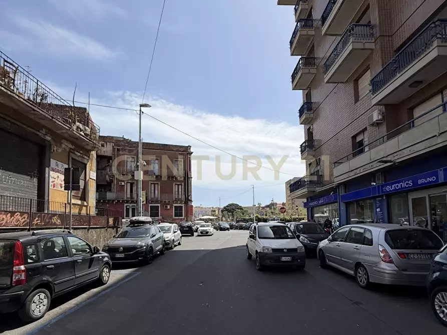 Immagine 5 di Attività artigianale in vendita  in Via Cosentino 55 a Catania