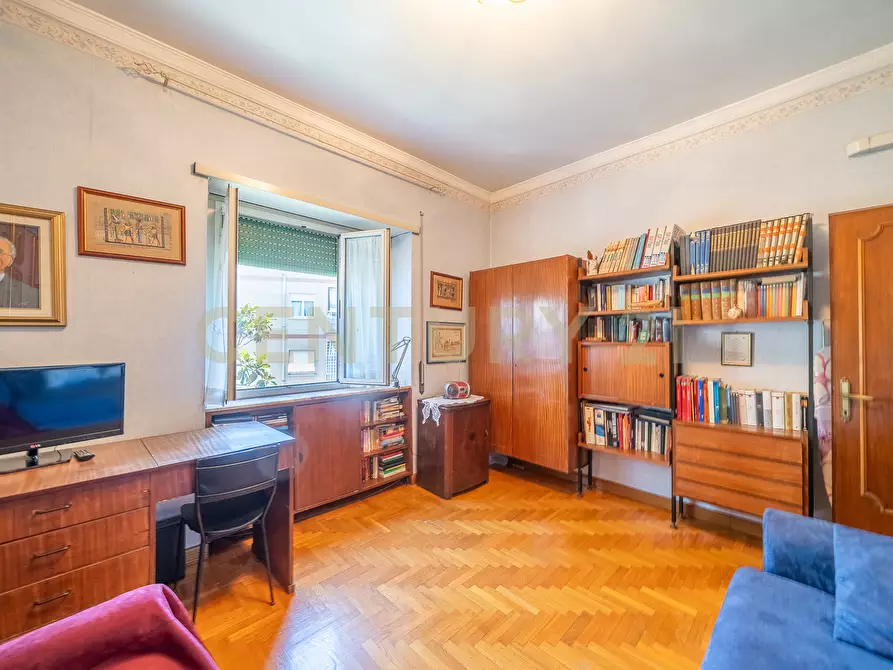 Immagine 14 di Quadrilocale in vendita  in Via Giovanni Verga 81 a Roma