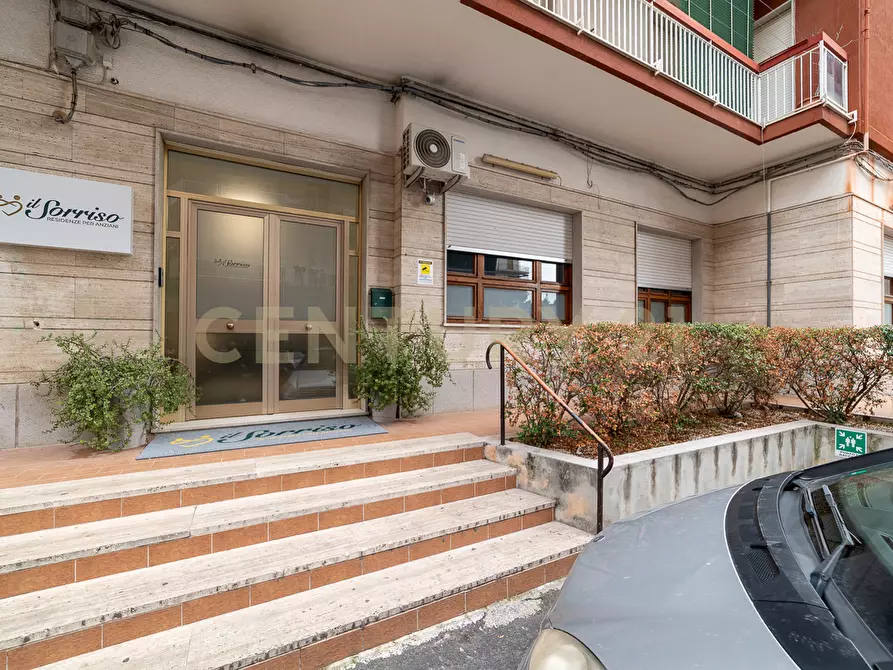 Immagine 24 di Locale commerciale in vendita  in Viale Polibio a Siracusa