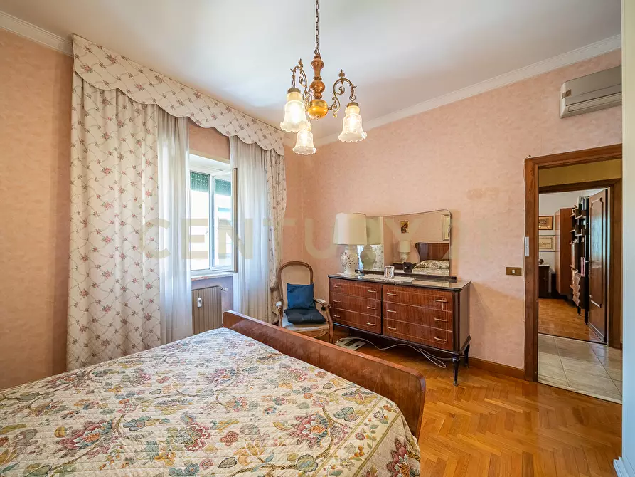 Immagine 11 di Quadrilocale in vendita  in Via Giovanni Verga 81 a Roma