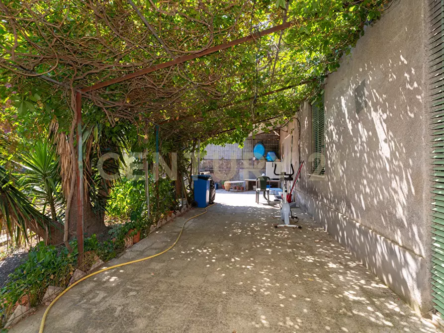 Immagine 6 di Casa indipendente in vendita  in Via Roma 66 a Camporotondo Etneo