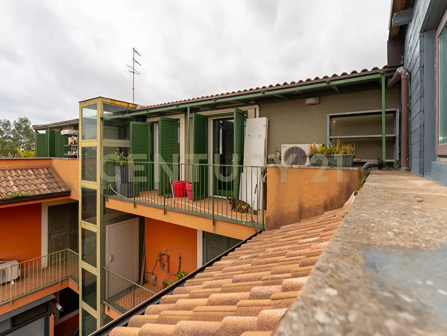 Immagine 53 di Attico in vendita  in Via Maria Gianni 85 a Catania