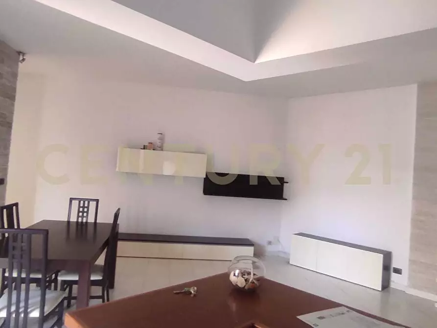 Immagine 15 di Bilocale in vendita  in Viale Tommaso Fazello 11 a Linguaglossa