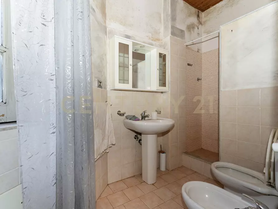 Immagine 4 di Bilocale in vendita  in VIALE MARIO RAPISARDI 158 a Catania