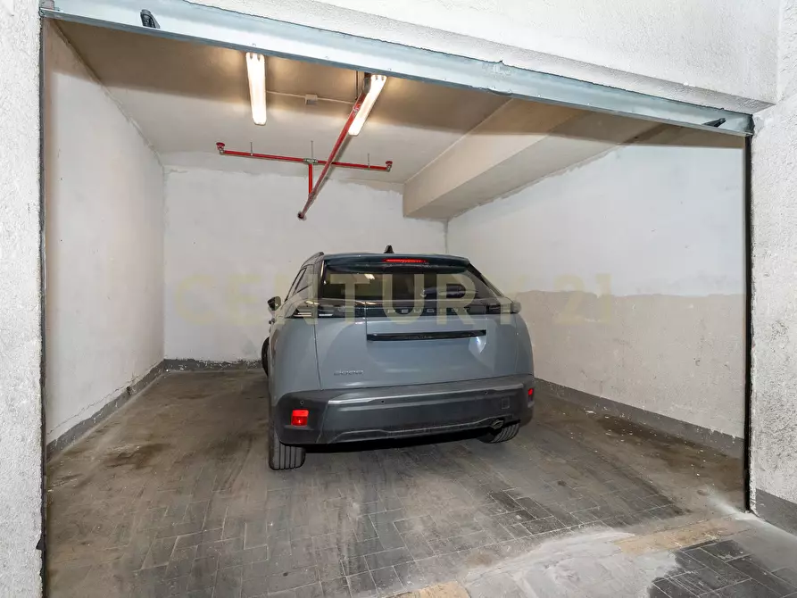 Immagine 71 di Attico in vendita  in Via Vincenzo Giuffrida 203 a Catania