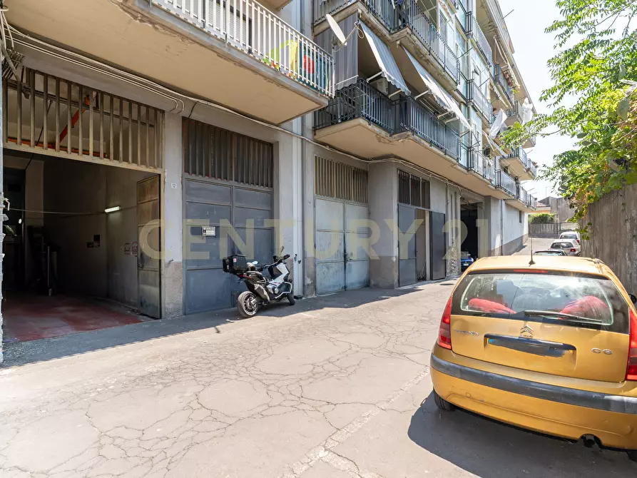 Immagine 25 di Appartamento in vendita  in Via Brigadiere Salvatore di Stefano 6 a Catania