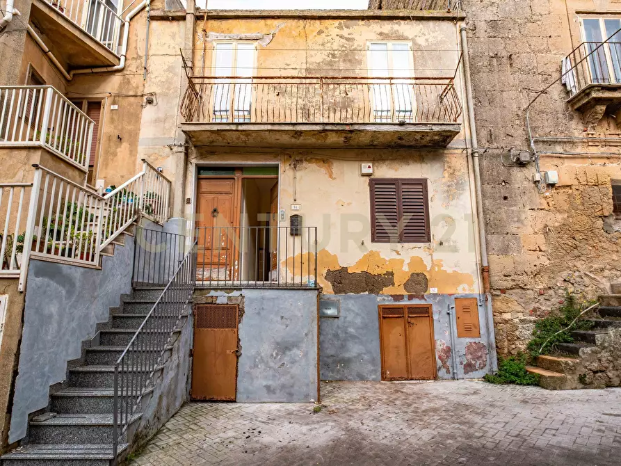 Immagine 23 di Casa semindipendente in vendita  in Via Longo 42 / 44 a Enna