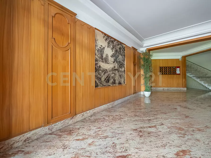 Immagine 87 di Trilocale in vendita  in Via Carlo Dossi 80 a Roma