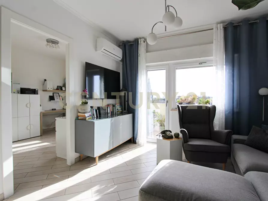 Immagine 2 di Quadrilocale in vendita  in Via Italo Orto 35 a Roma