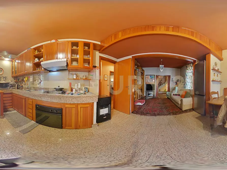 Immagine 89 di Villetta a schiera in vendita  in Via Carrubella 8 a Catania