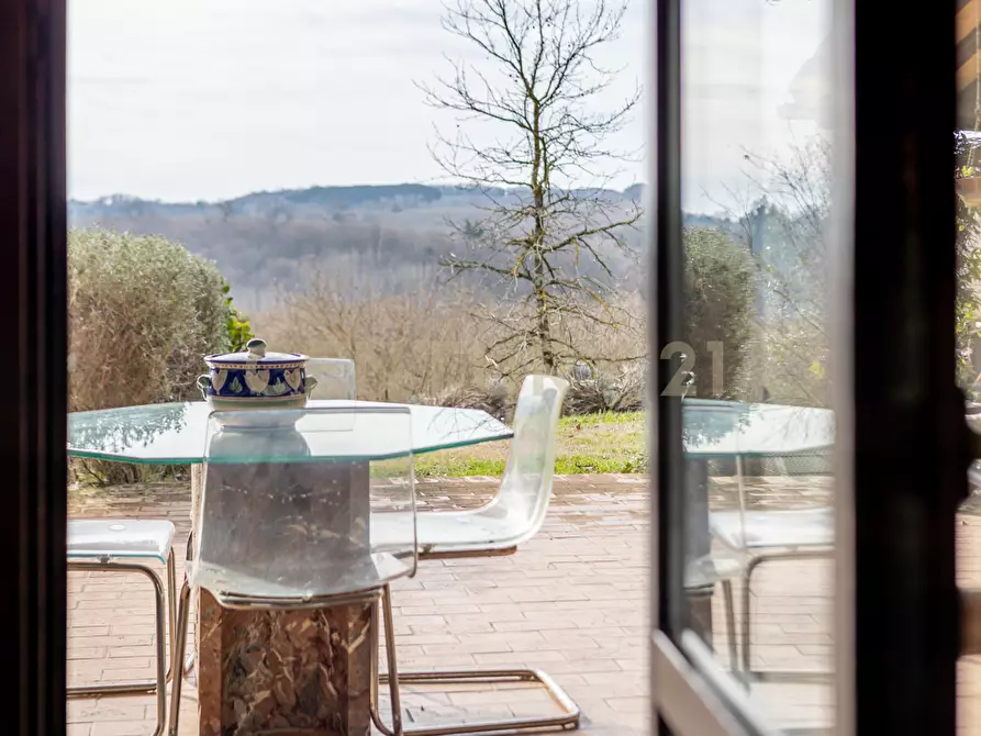 Immagine 48 di Villa in vendita  in Località Campo Rotondo snc a Capranica