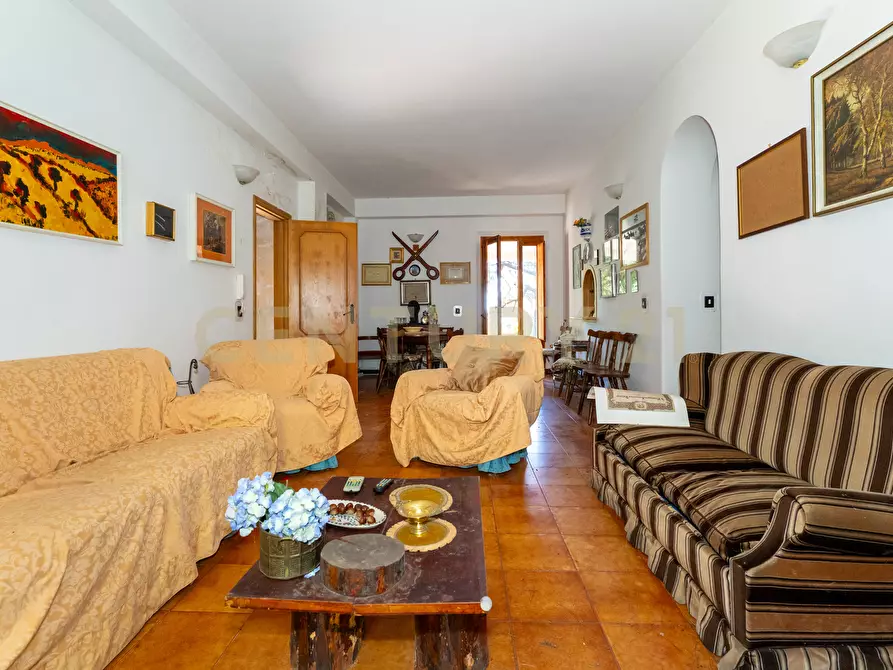 Immagine 31 di Villa in affitto  in Strada Regionale Mareneve SNC a Linguaglossa