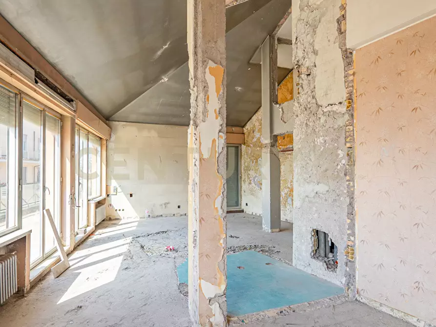 Immagine 5 di Attico in vendita  in Via dell'Olmata 30 a Roma