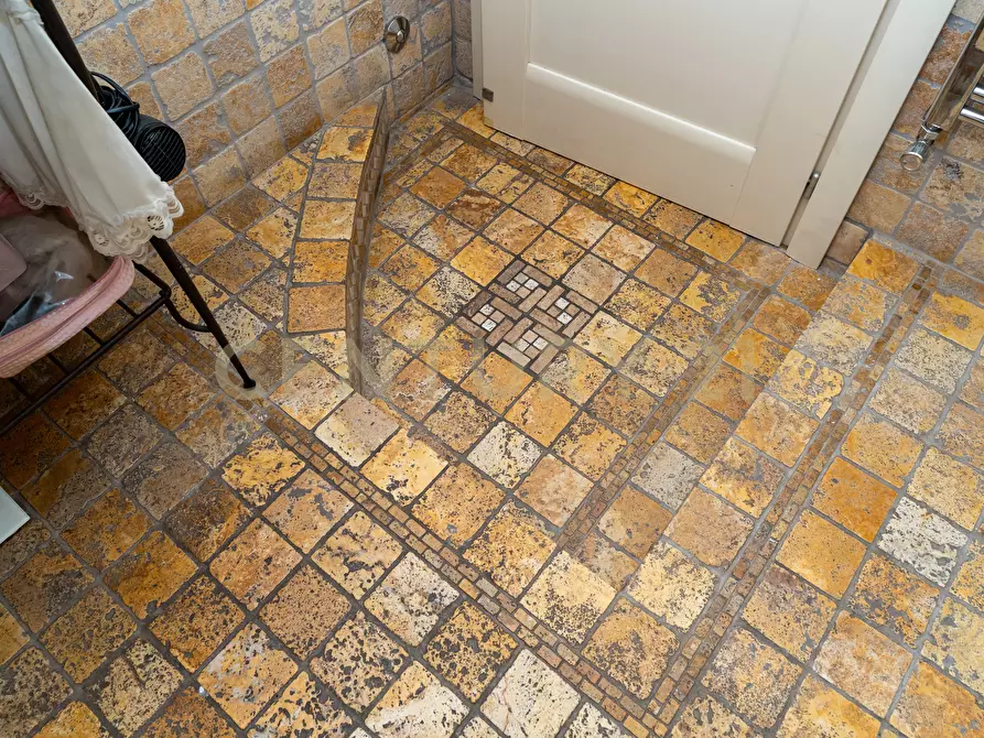 Immagine 51 di Attico in vendita  in Via Salvatore di Franco 5 a Catania