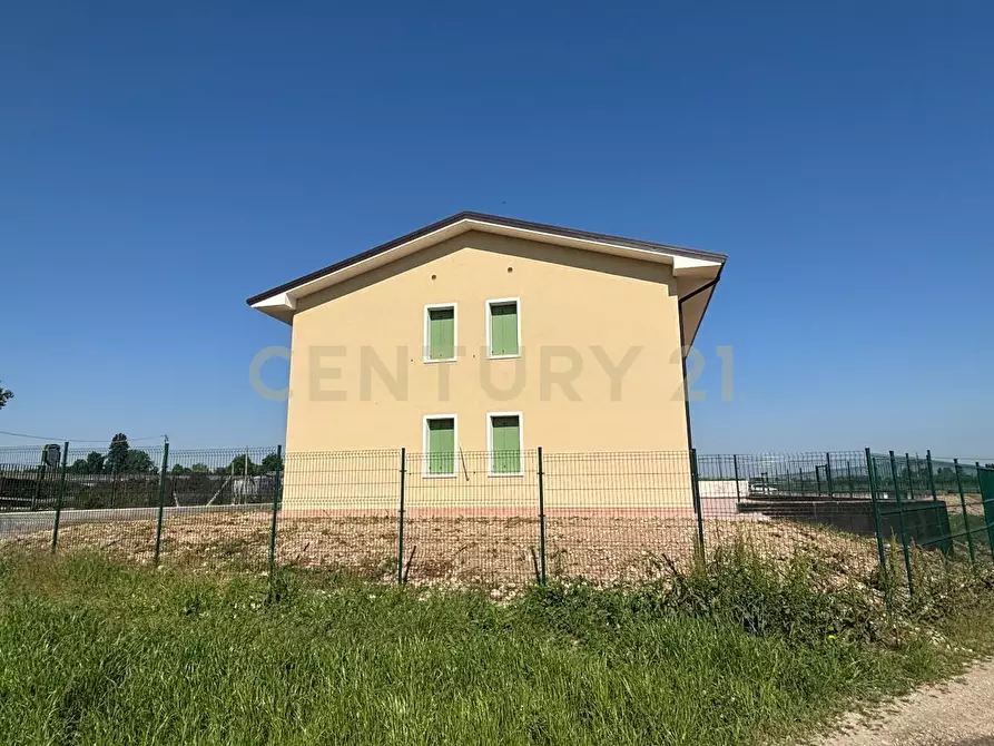 Immagine 32 di Trilocale in vendita  in Via Toffanelle Nuove a Zevio