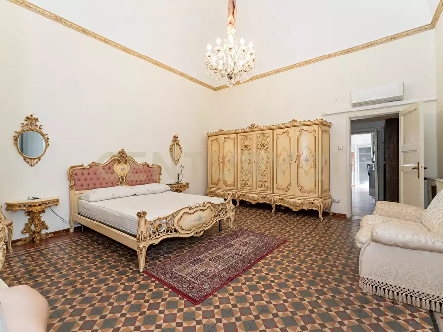 Immagine 129 di Casa indipendente in vendita  in Via Giuseppe Garibaldi 68-70-72 a Nicolosi