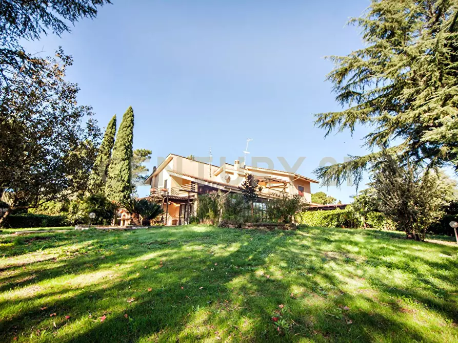 Immagine 34 di Casa bifamiliare in vendita  in Via Veientana 380D a Roma