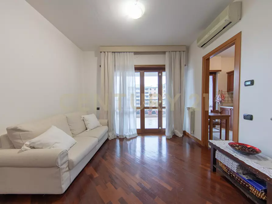 Immagine 5 di Bilocale in vendita  in Via Sandro Botticelli a Fiumicino