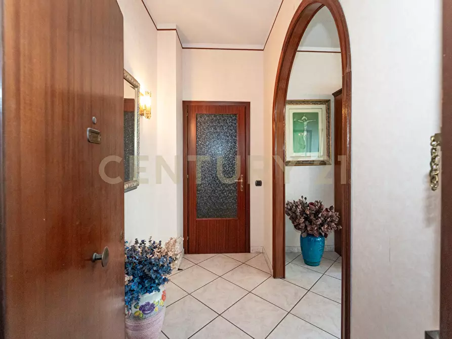 Immagine 8 di Pentalocale in vendita  in Viale Nitta 16b a Catania