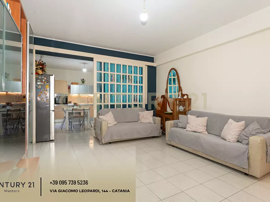 Immagine 23 di Quadrilocale in vendita  in Via Gesualdo Bufalino 1 a Aci Catena