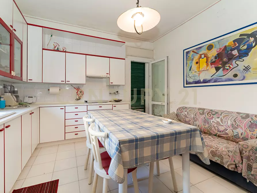 Immagine 34 di Villa in vendita  in Via dei Geranei 12 a Augusta