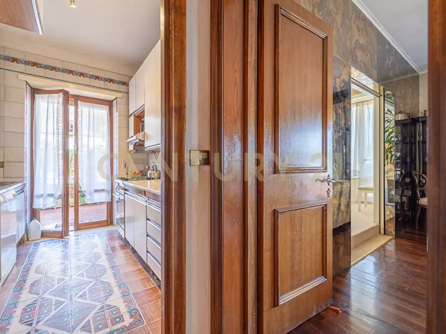 Immagine 34 di Attico in vendita  in Viale Cortina d'Ampezzo 199 a Roma