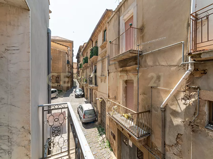 Immagine 14 di Casa indipendente in vendita  in Via Minciardi 38 a Caltagirone