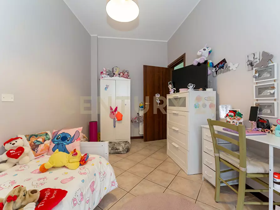 Immagine 27 di Pentalocale in vendita  in Via Crocifisso 26 a Aci Castello